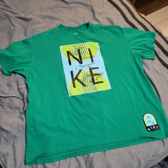 Nike Green Graphic T-Shirt Basketball Loose Fit XXL - Picture 1 of 7